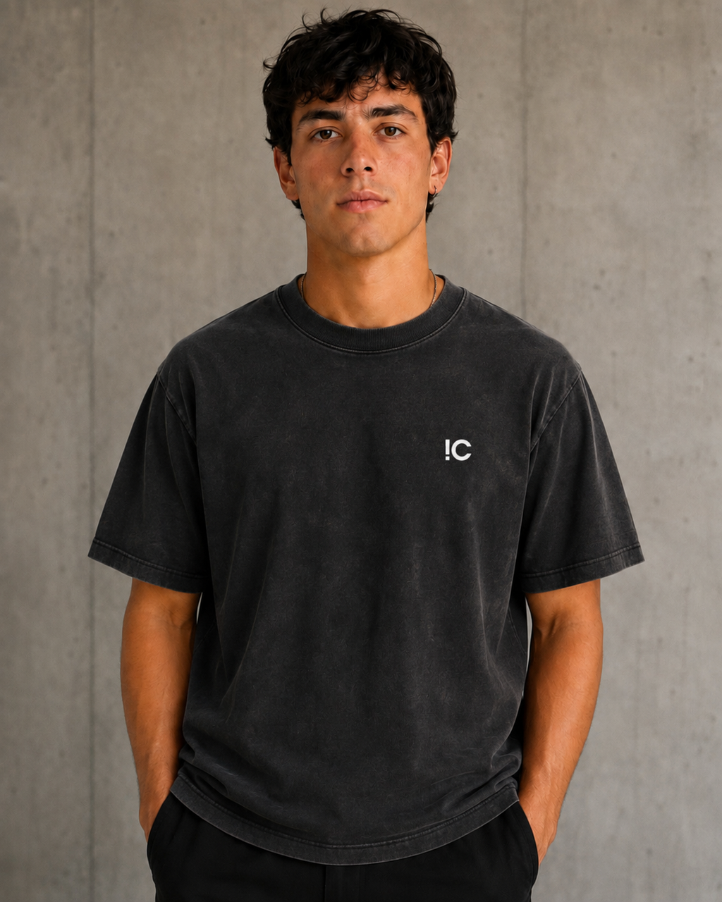 TravelTee Nera acidwash oversize, vista fronte, mockup grafico